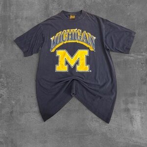 Michigan Graphic T-Shirt - Navy